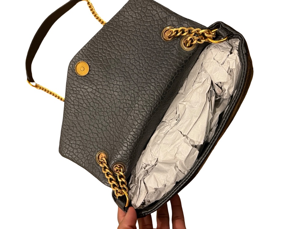 YSL Saint Laurent Black Pebbled Leather Flap Bag Gold Y-Logo Chain Strap - Picture 3 of 4